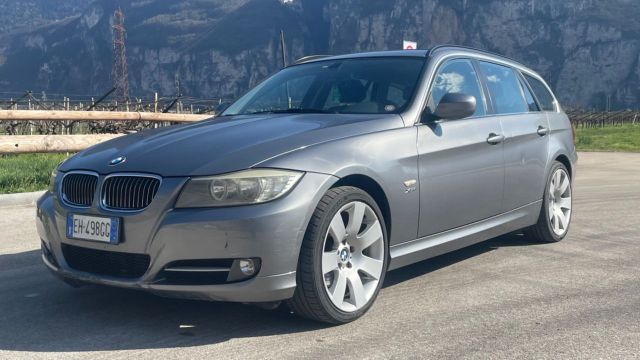 BMW 320D TOURING XDRIVE MANUALE - 2011