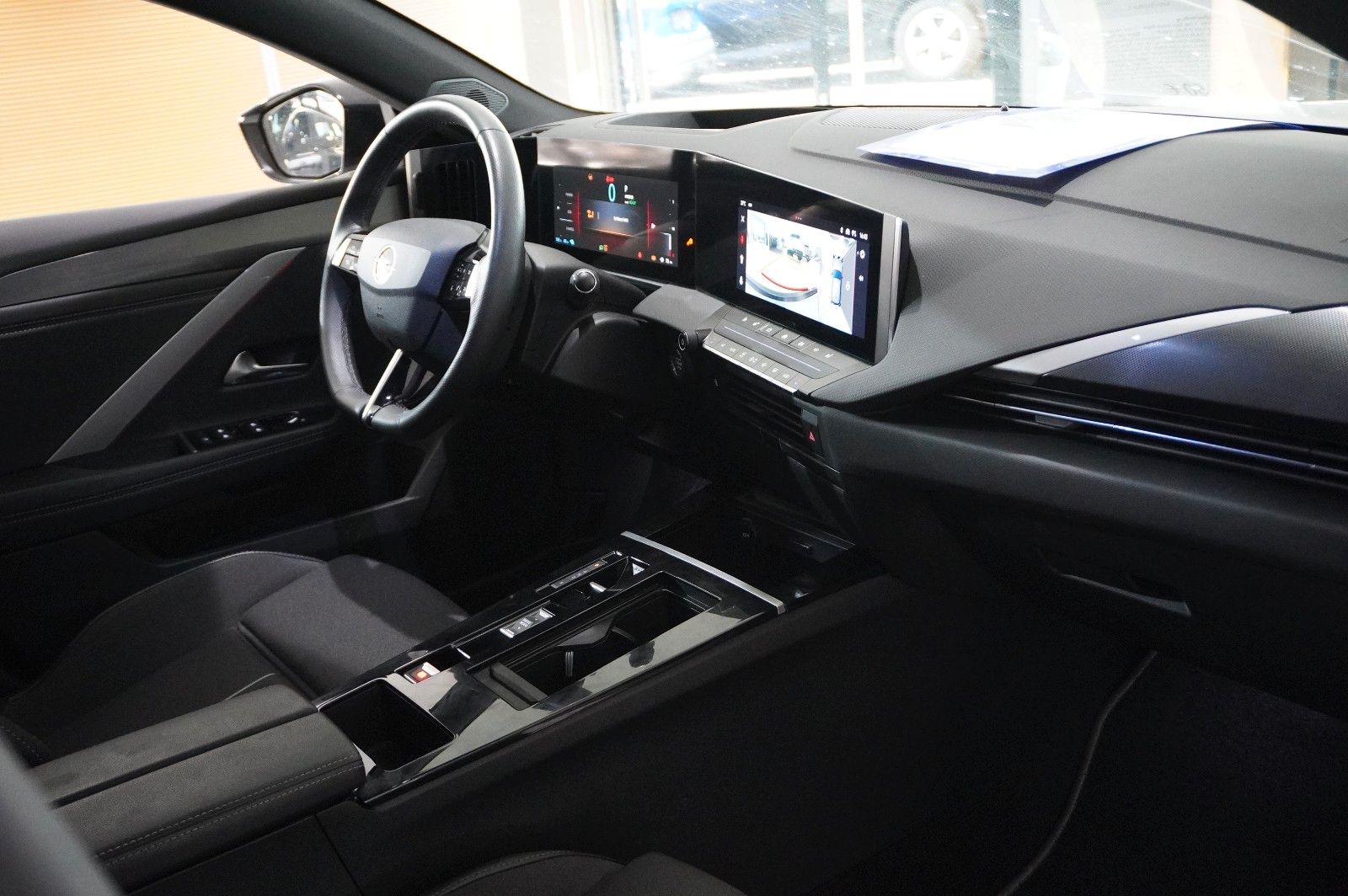 Fahrzeugabbildung Opel Astra L Lim. 1.6 HYBRID GS SPORT NAVI/360°/SPORT