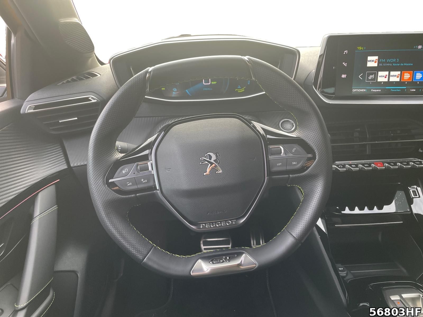 Fahrzeugabbildung Peugeot e-208 GT *ACC*LED*PDC+CAM*NAVI*CARPLAY*