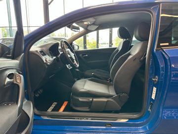 MYAUTOCENTER – Gebraucht- und Jahreswagen mit Werkstattservice in Pfaffenhofen Volkswagen Polo V *1.HAND*TÜV: 227*SitzHZ*Klima*PDC*Tempo