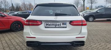 Bild 4 Mercedes-Benz E 63 AMG S 4Matic T-Modell PanoNight-Paket