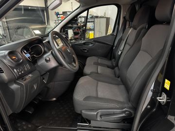 Renault Trafic - 10