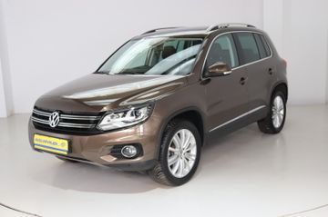 Volkswagen Tiguan - 1