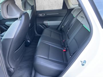 Kia EV4 Fastback 81 kWh Earth *Glasdach*Wärmepumpe*