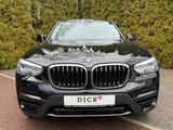 BMW X3 xDrive Aut. 20 d LED+NAVI+SHZ+DAB+PDC+LIVE+ - BMW X3 mit Diesel-Antrieb: Lederlenkrad