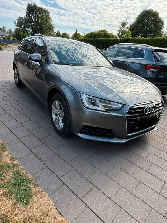 Image of Audi A4