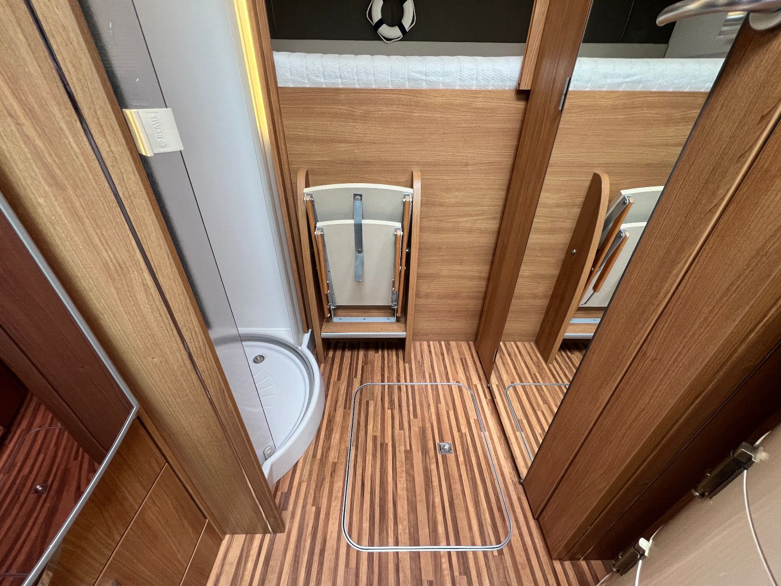 Fahrzeugabbildung Frankia T 6400 BD CompactClass MB Sprinter 316 CDI MAXI