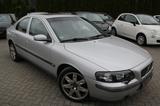 Volvo S60 2.5T AWD Premium Aut. Klima/Leder/Sitzhz/SD - gebrauchte Volvo S60 aus dem Jahr 2003