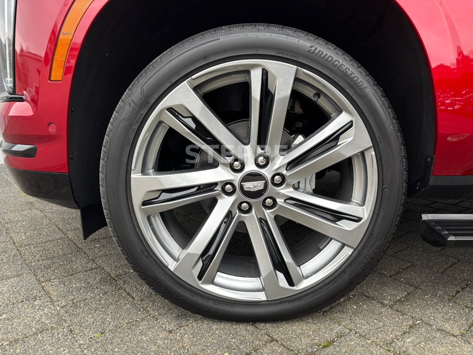 Cadillac Escalade FACELIFT MY26 6.2 V8 ESV Sport Platinum