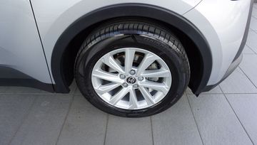 Toyota C-HR - 11