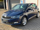 Skoda Fabia Clever AUTOMATIK/KLIMA/NAVI/1HAND - Skoda Fabia Clever mit Benzin-Antrieb