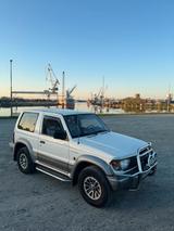 Mitsubishi Pajero V 20, H-Zulassung - Mitsubishi Pajero: V20