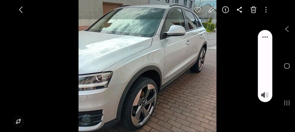 Image of Audi Q3