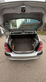 Nissan Almera 1.8 Automatik Neuer TÜV - Nissan Almera: Automat