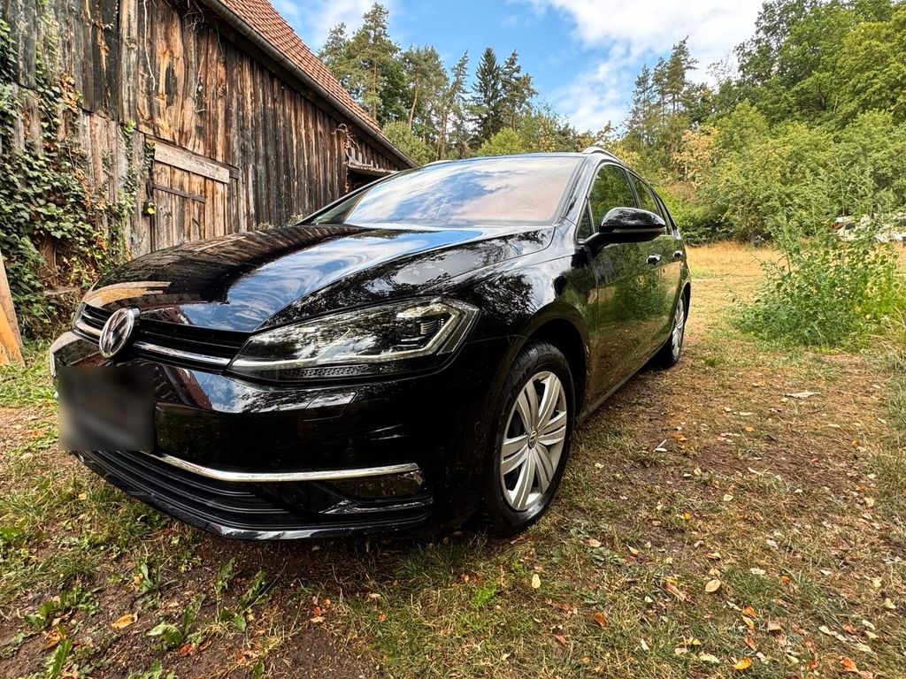 Image of Volkswagen Golf