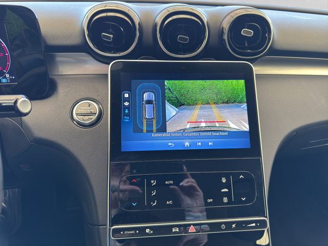 Fahrzeugabbildung Mercedes-Benz C 200 Td Avantgarde+LED+Kamera+AHK+Totwinkelas.