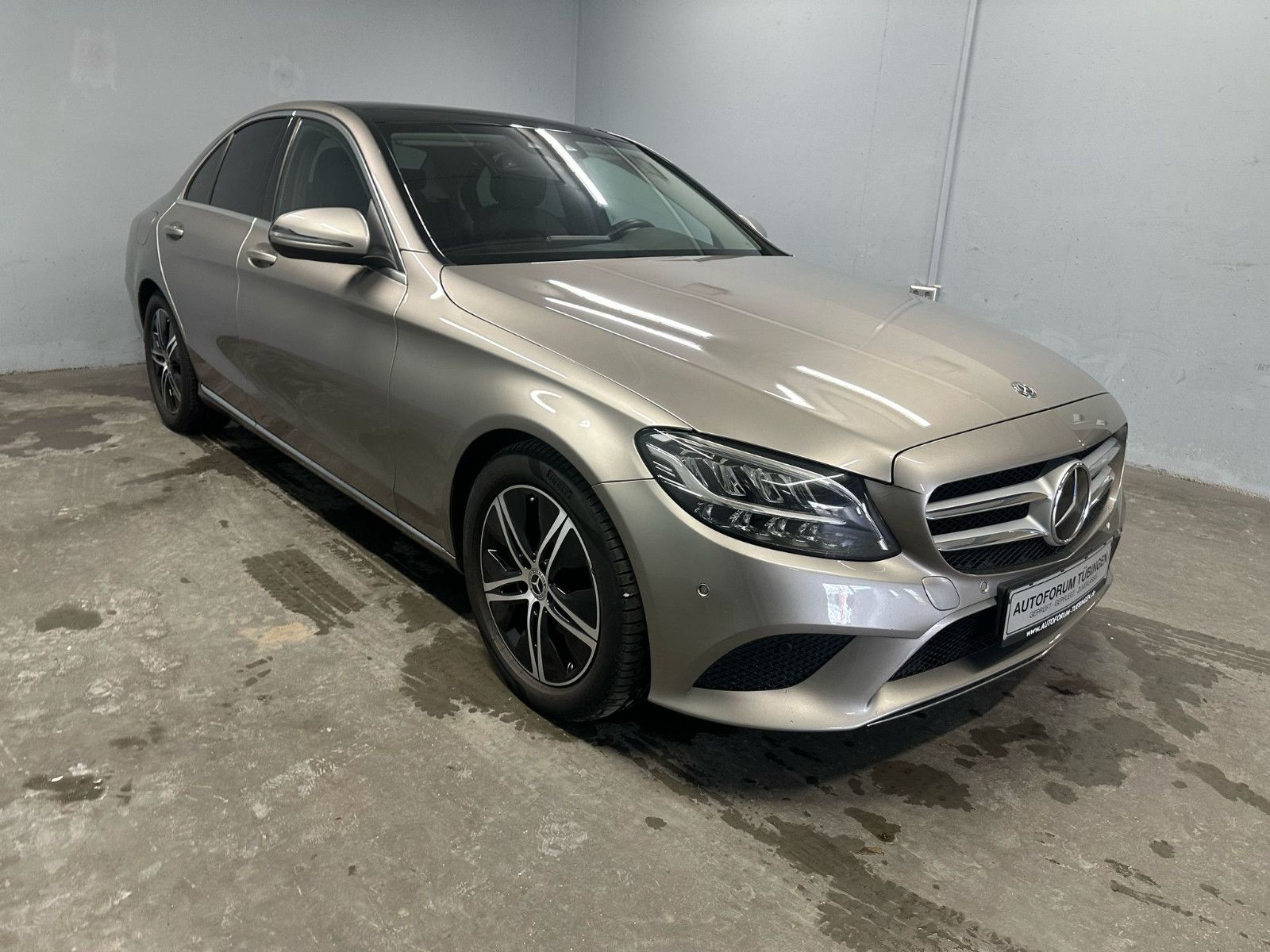 Fahrzeugabbildung Mercedes-Benz C 220 d Autom. AVANTGARDE*PANORAMA*DISTRO*SH*