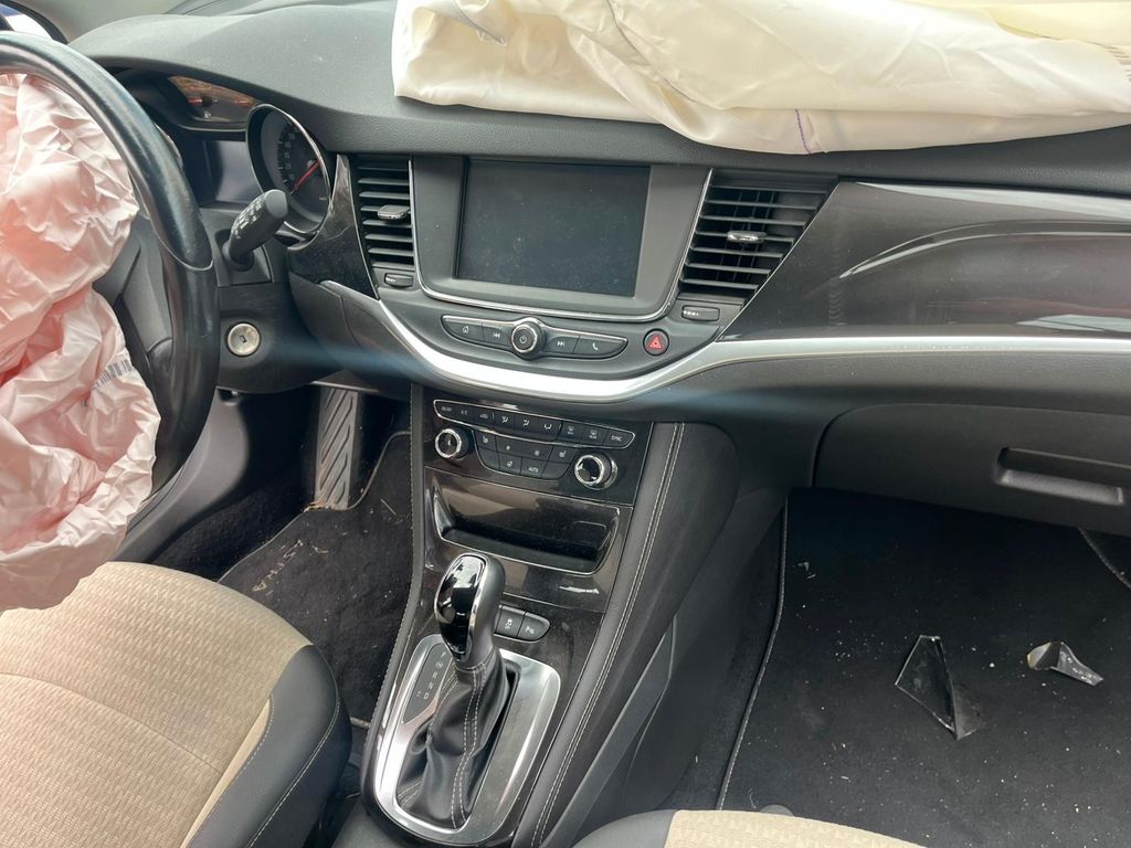 Opel Astra 1.6 Diesel Dynamic 100kW Automatik 2-Hand - Bild 8