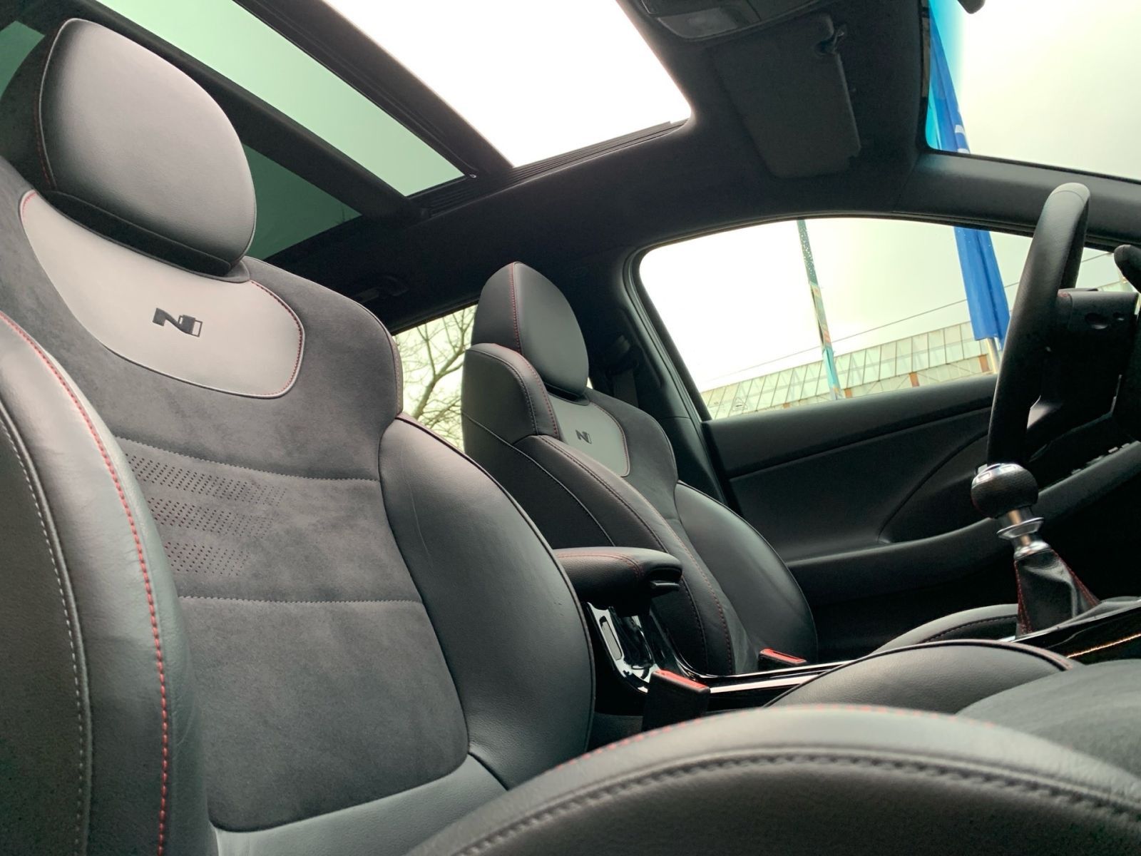 Fahrzeugabbildung Hyundai i30 1.5 T-GDI N Line Mild-Hybrid Pan Dach Sitz P