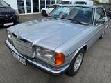 Mercedes-Benz 230C AUTOMATIK /SCHIEBEDACH/DEUTSCHES FAHRZEUG - Mercedes-Benz 230 in Köln