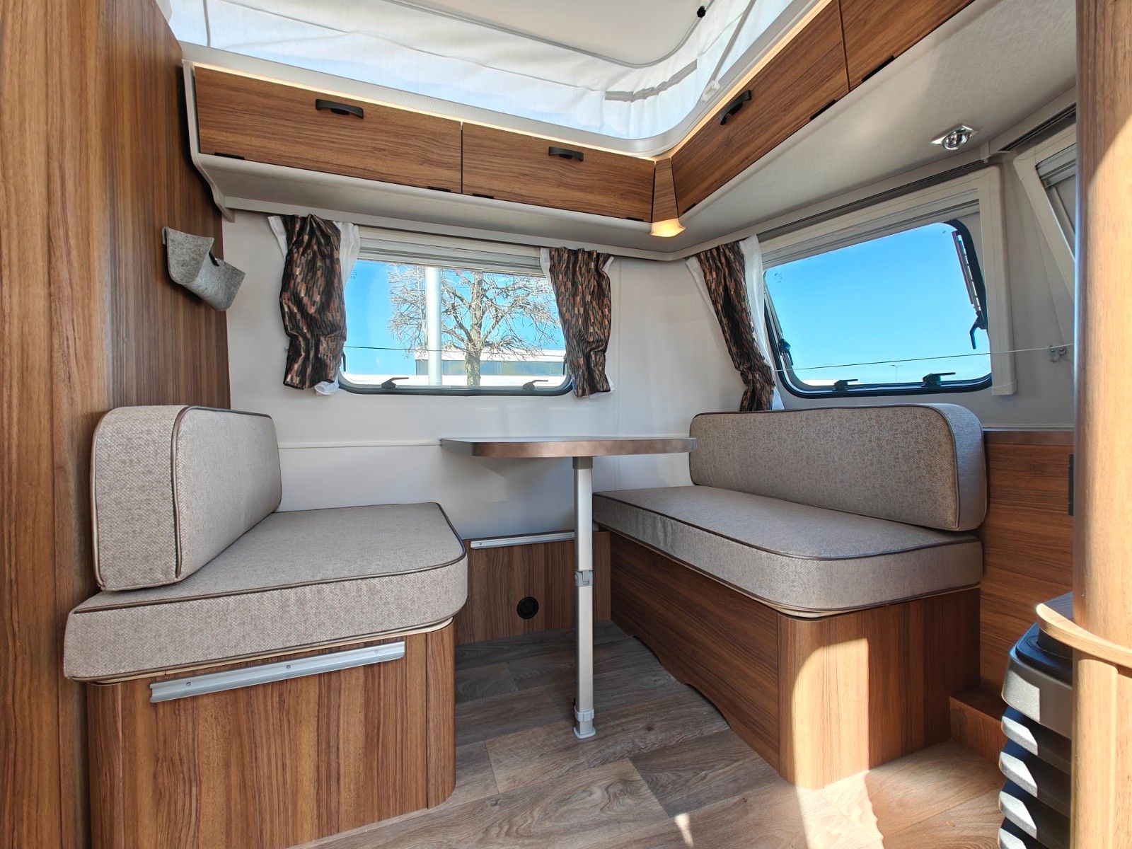 Fahrzeugabbildung HYMER / ERIBA / HYMERCAR Touring 550 Legend - Modell 2025! -