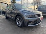 Volkswagen Tiguan Highline BMT 4Motion R-Line *1.HAND/PANO* - Volkswagen Tiguan mit Anhängerkupplung