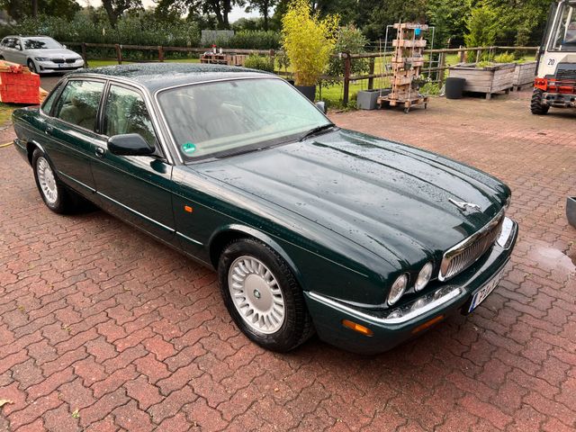 Jaguar XJ 8 3,2 V8 Modell X308