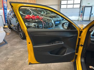 Volkswagen T-Roc *1.HAND*19%*LKHZ*ACC*CARPLAY*MASSAGE*CAM