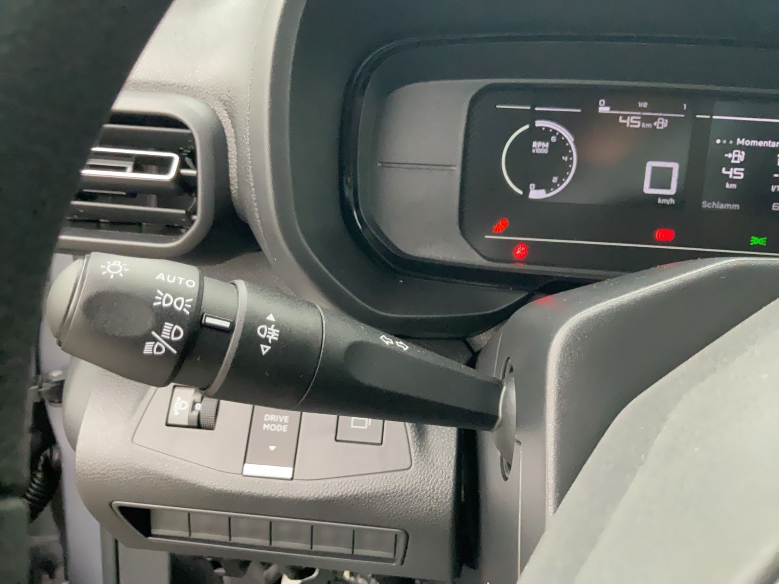 Fahrzeugabbildung Fiat Doblo L1 KaWa 1.5 101 PS MT + Allwetter,Kamera