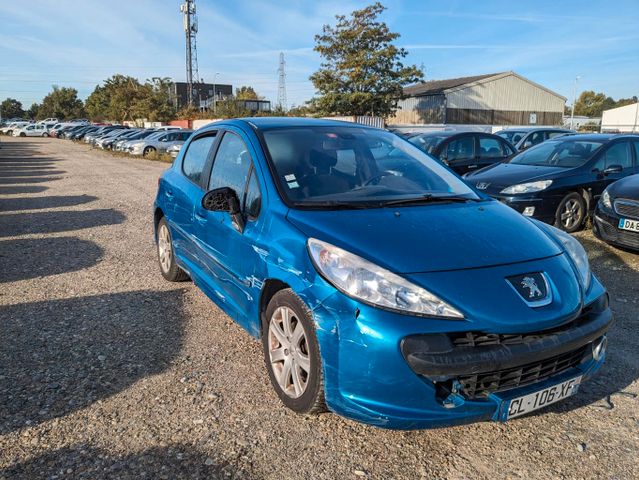 Peugeot 207  1.6i - 1.6 v ps 109