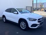 Mercedes-Benz GLA 220 d 4MATIC DCT 360°/ AHK/ Massage/ Leder - Mercedes-Benz GLA 220 aus 2022