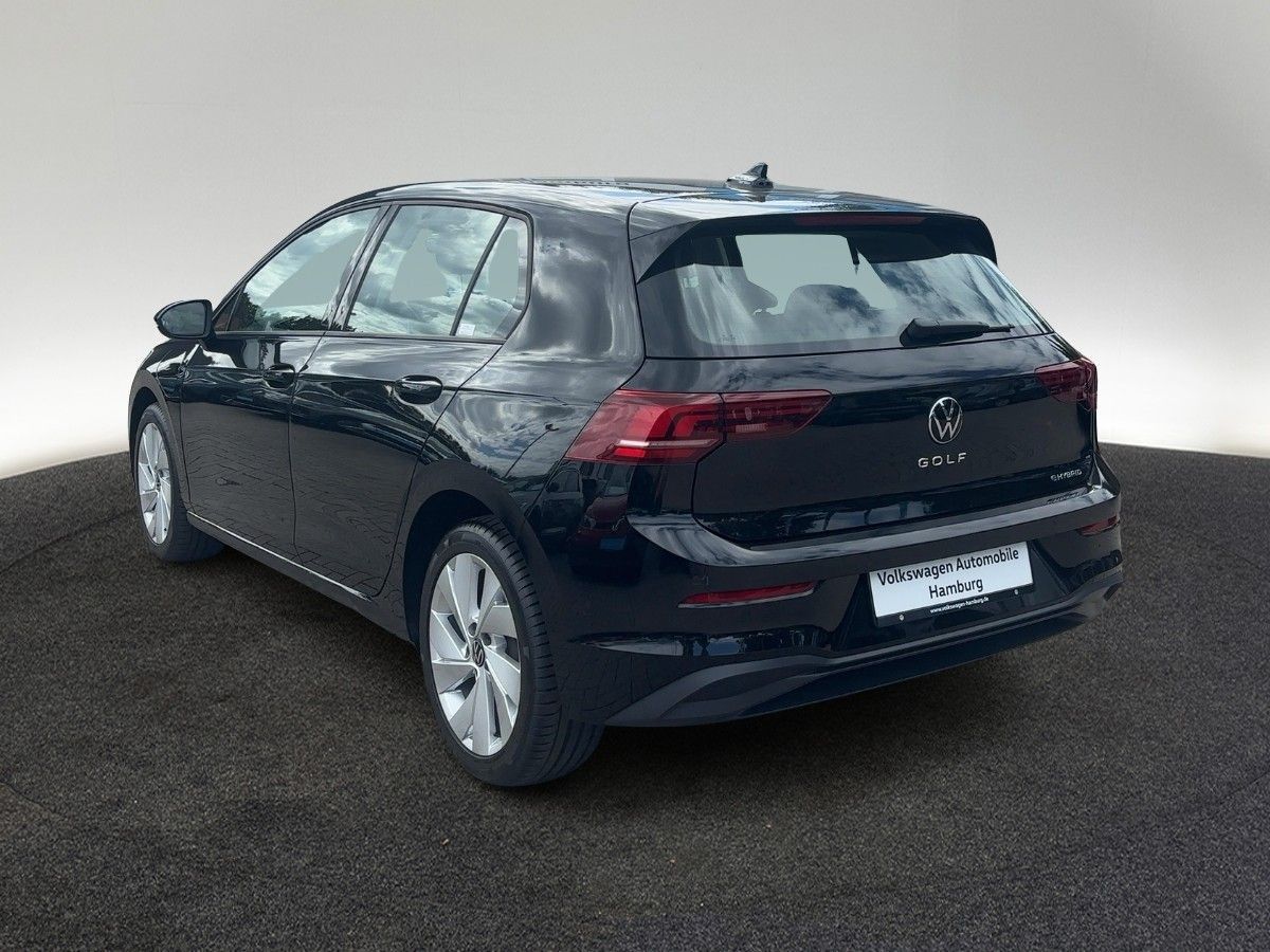 Volkswagen Golf VIII 1.5 TSI eHybrid DSG HeadUp Nav Sitzhzg imagem 3