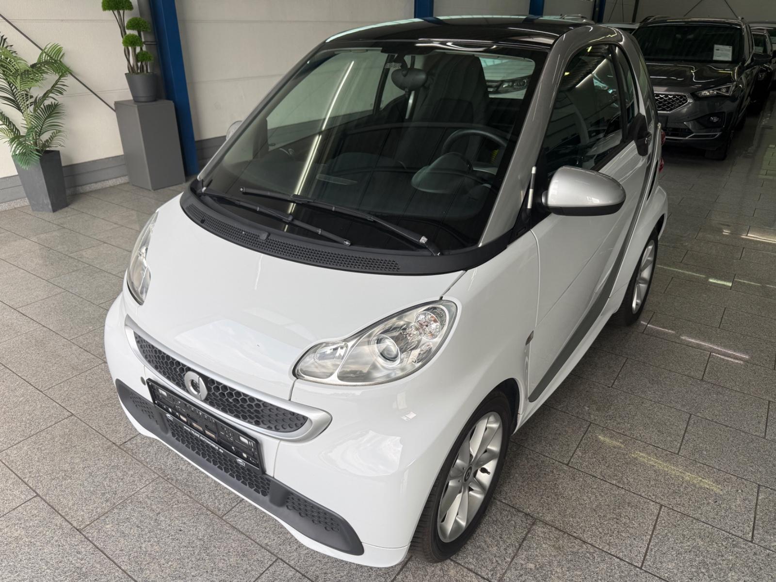 Smart Fortwo 1.0 MHD*AUTOM*PANO*SOUND*SERVO*CARPL*NAVI
