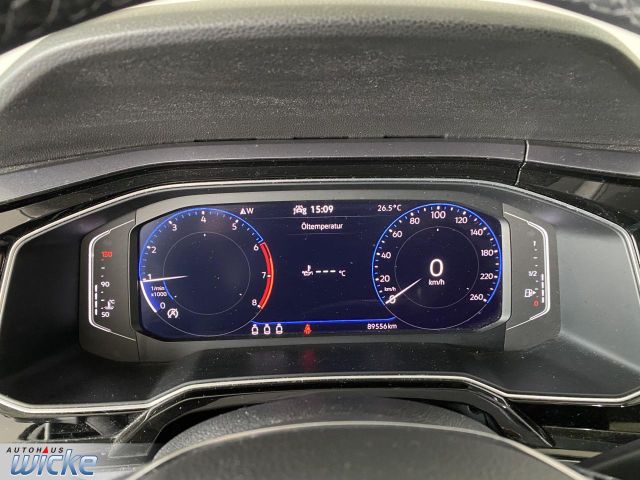Polo VI Highline Active Info Display