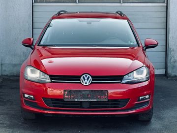 Volkswagen Golf - 2
