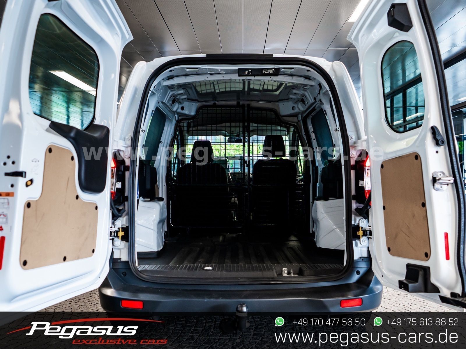 FORD Transit Courier - 11