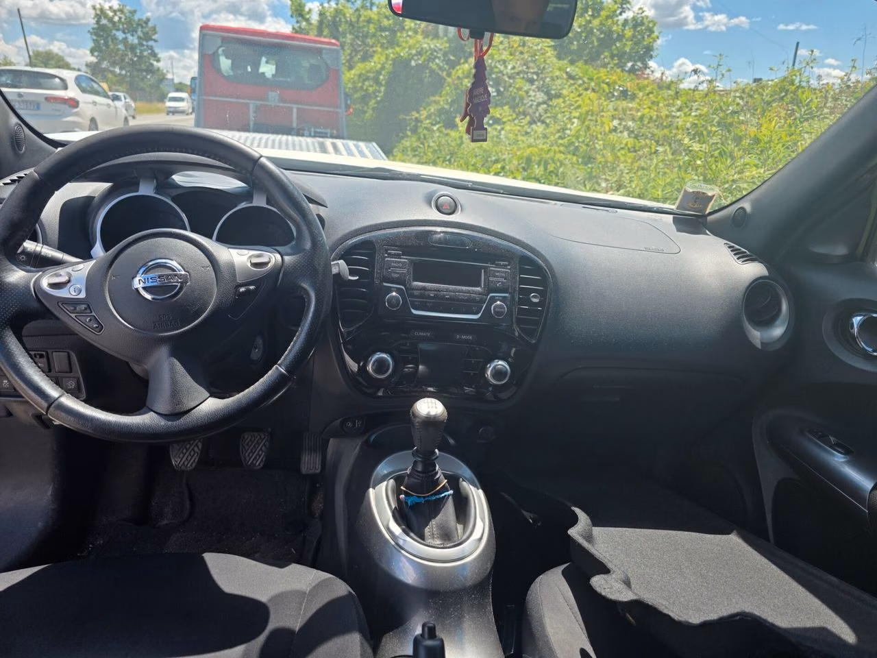 Nissan Juke 2015 — photo 8