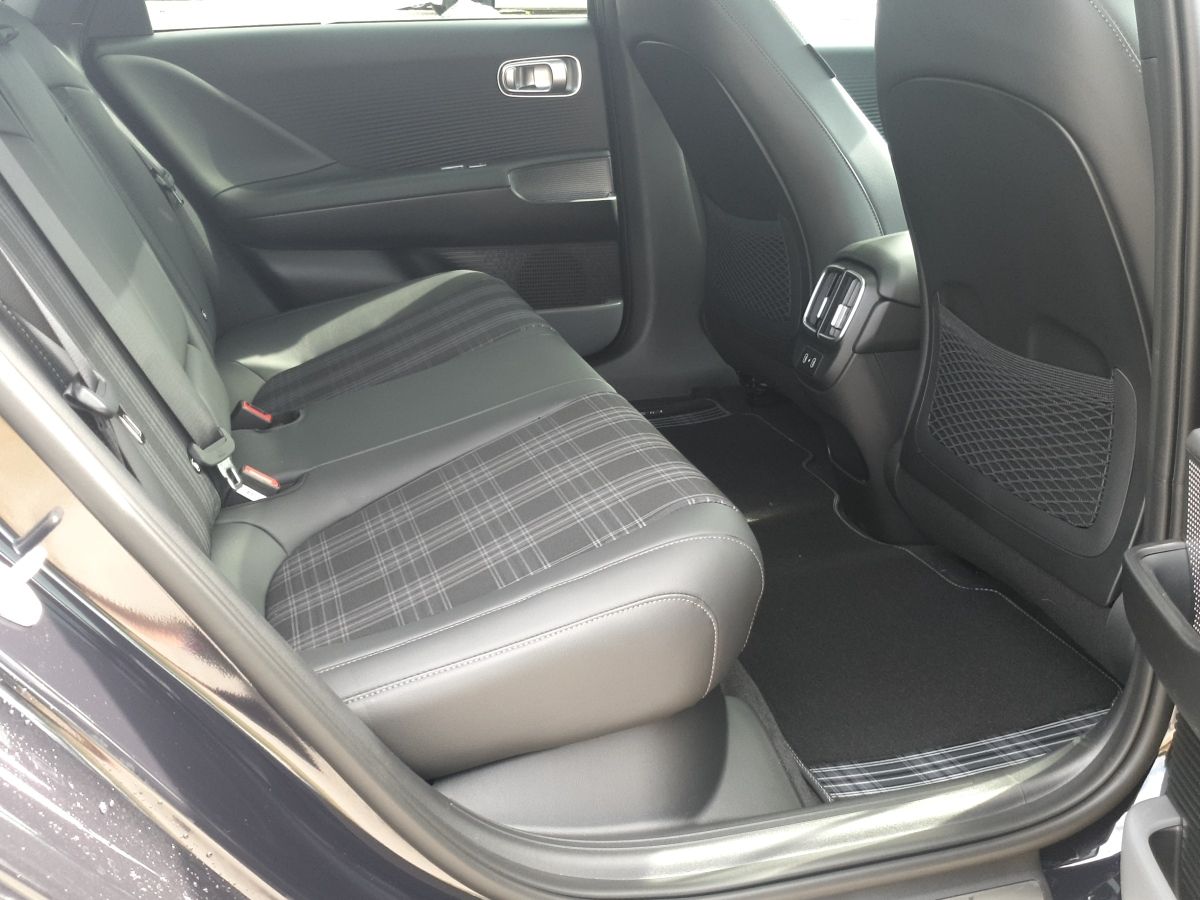 Hyundai IONIQ 6 - Bild 14