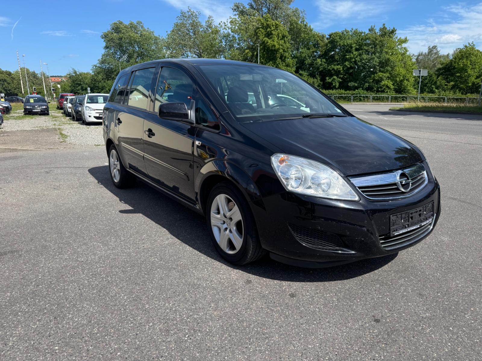 Opel Zafira B Edition 7 SITZE