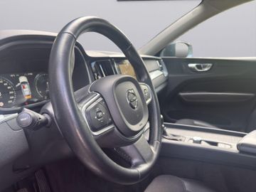 Volvo XC60 - 11