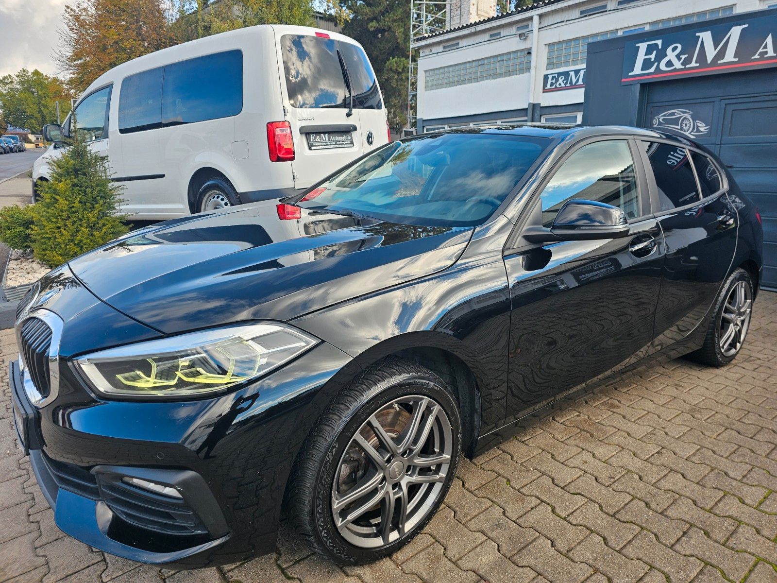 BMW 120 d*NEUES MODELL*NAVI*PDC*SHZ*LED*EURO6*ALU*