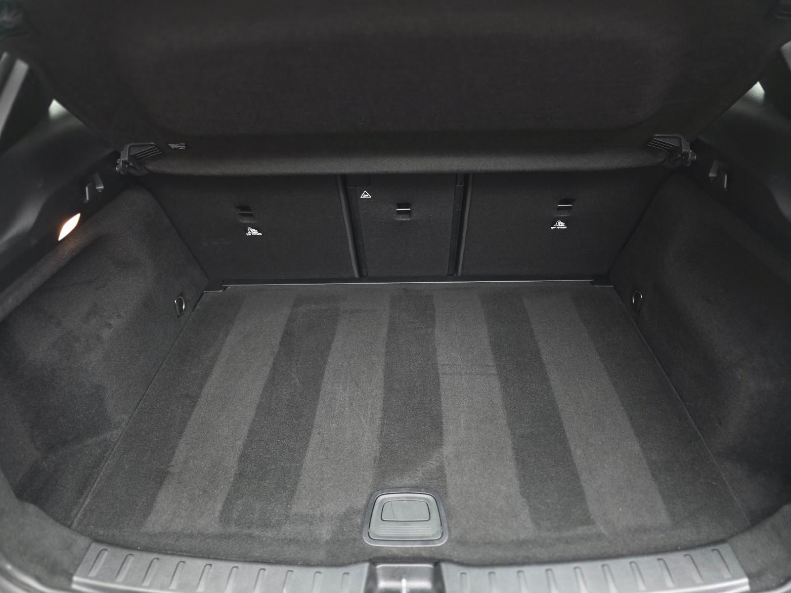Mercedes-Benz GLA 7G-DCT Progressive LED KAMERA MBUX NAVI, миниатюра 19