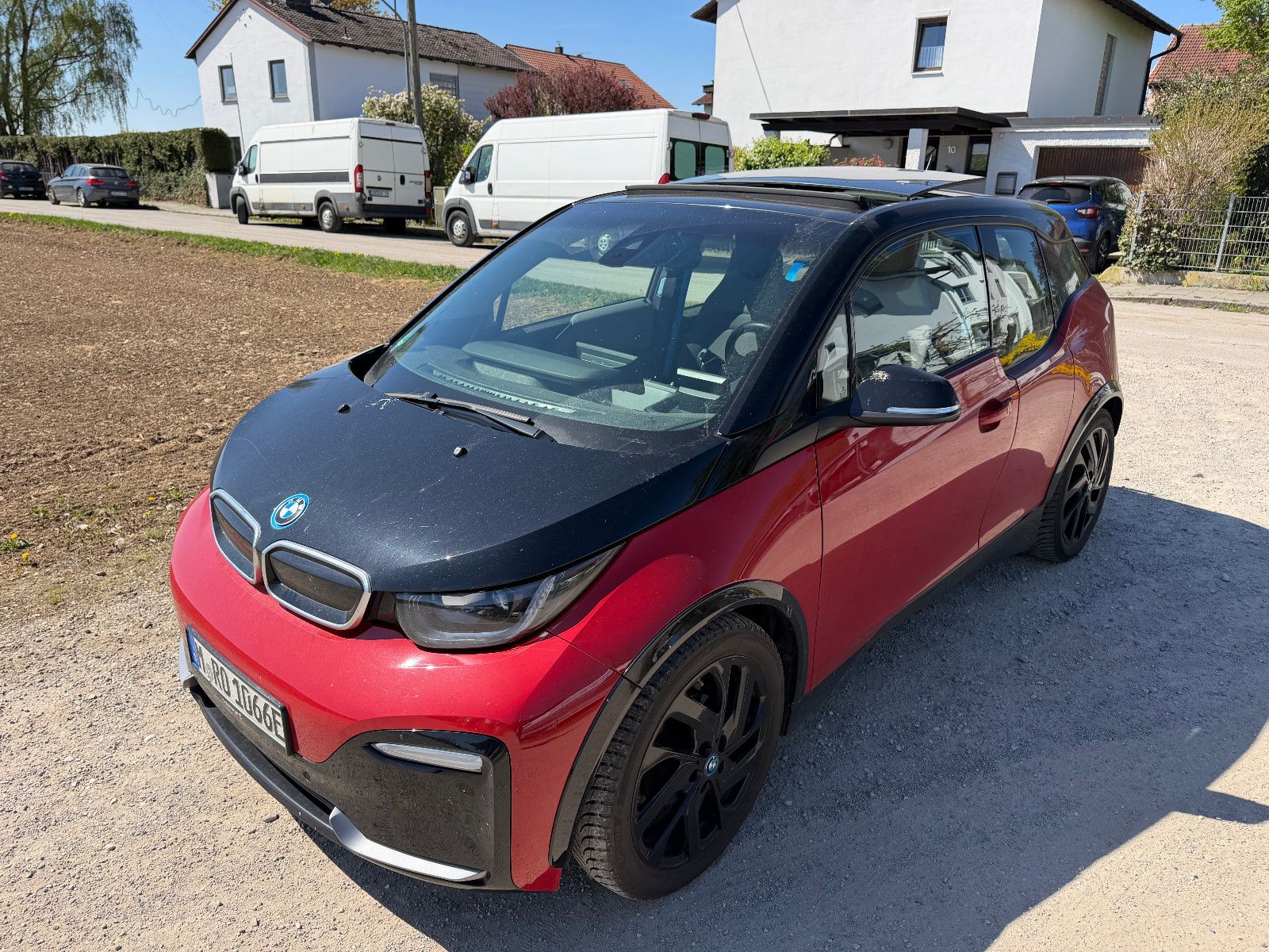 BMW i3s, 94 Ah, SoH 94%, TÜV 11/27, unfallfr., 135kW