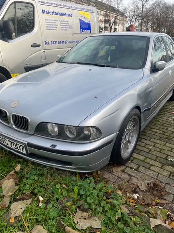 BMW 523i 523i