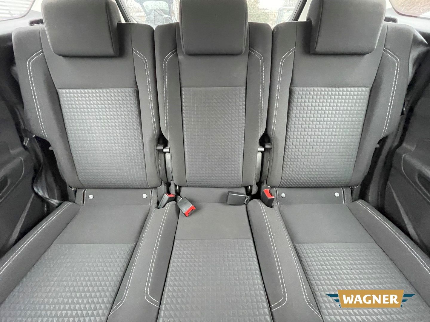 Fahrzeugabbildung Ford C-Max Business Edition Motorschaden