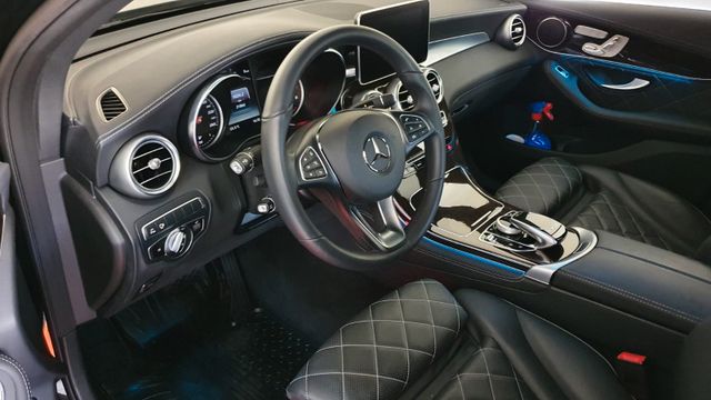 MERCEDES-BENZ GLC 300 4MATIC Coupé Autom. -