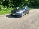 BMW 530i xDrive A - - BMW 530: Xd
