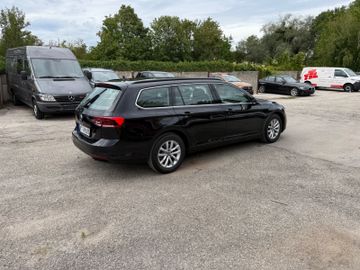 Volkswagen Passat Variant - 5