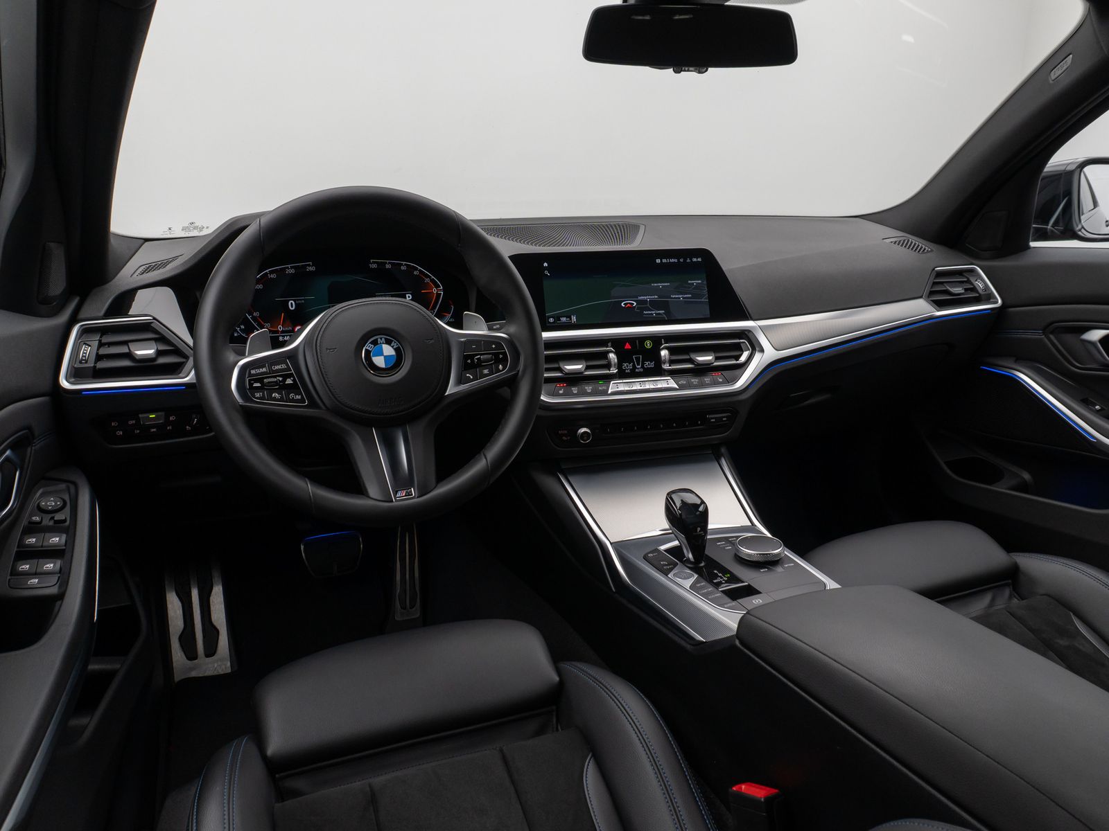 Fahrzeugabbildung BMW 330i xD M Sport Kamer DAB HiFi Stop&Go Alarm 19"