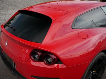 صورة مصغرة 12 لـ 2019 Ferrari GTC4LUSSO